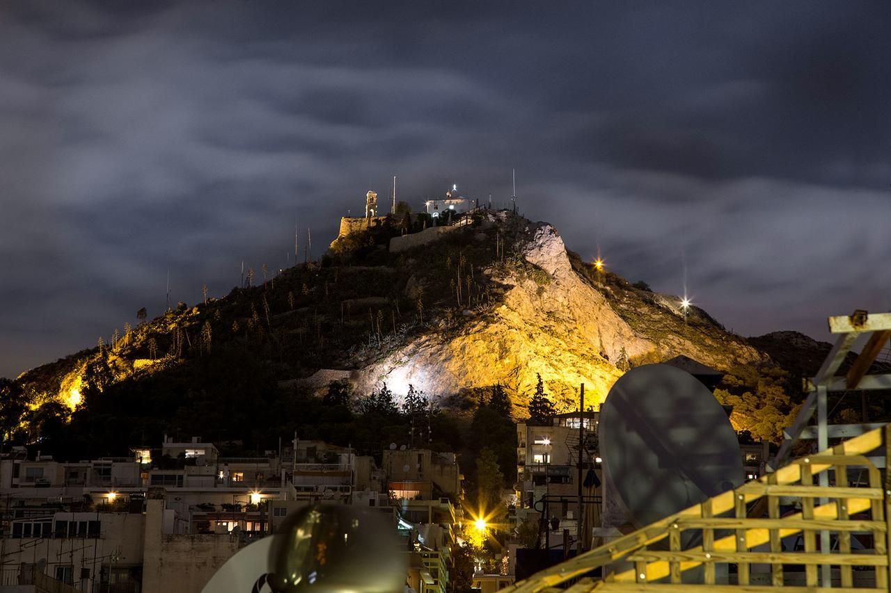 Beautiful Penthouse In Athens With Outside Jacuzzi Apartment Ngoại thất bức ảnh